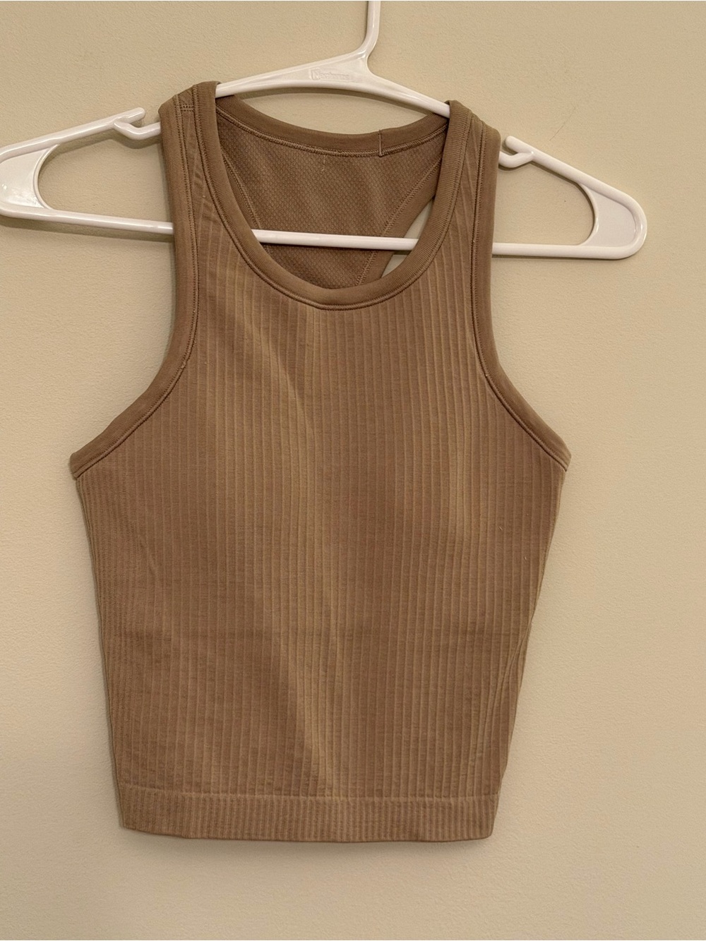 Lululemon Ebb to Street Crop Tank size 4